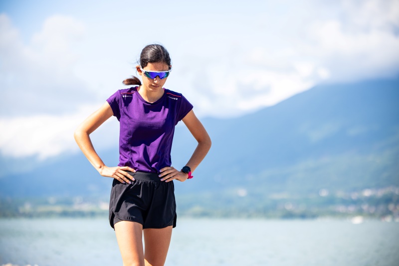 Runner and walker training consistently to boost weight loss and burn more fat over time.