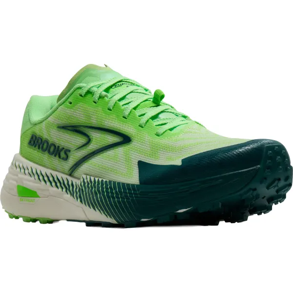 Top short trail running shoes for 2026, designed for fast, confident runs on technical terrain.
