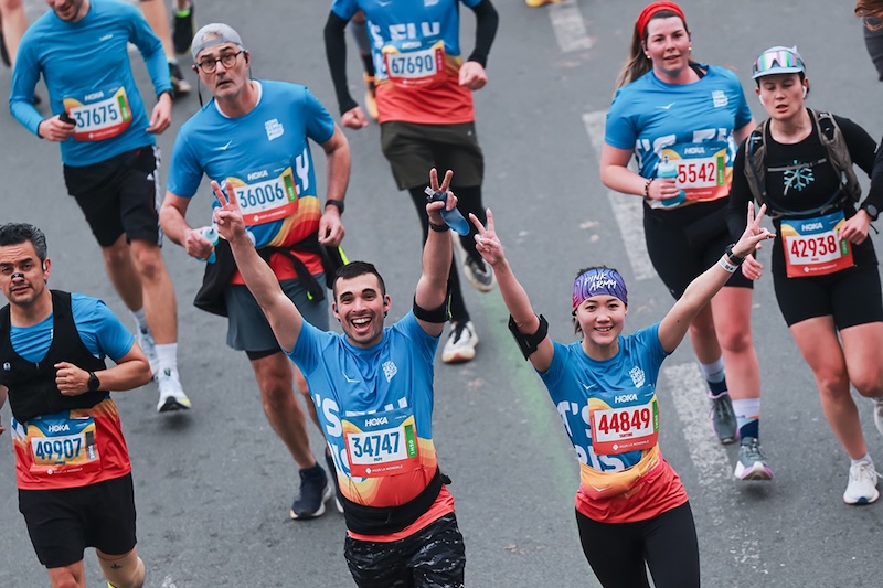 Runner registering for the Paris Half Marathon 2027 with race dates, entry prices and event updates