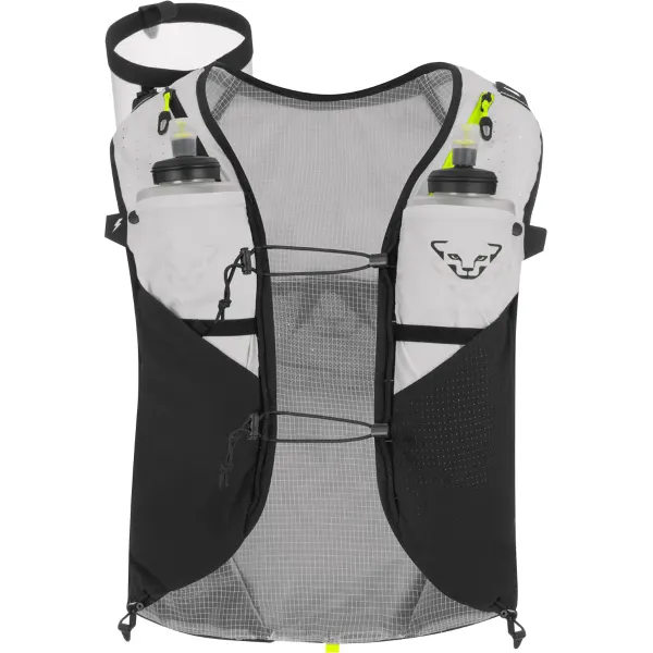 Comparison of the best trail running vests for endurance runners in 2026